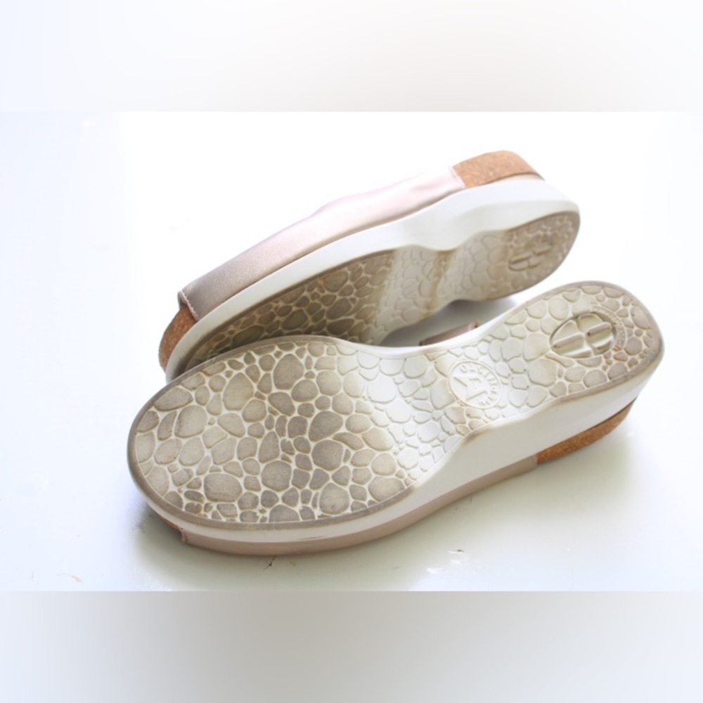 Mephisto Orphea   Sandals - Picture 10 of 12